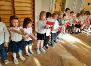Obchody Dnia Niepodległości - "Szkoła do hymnu"