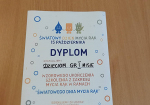 Dyplom dla grupy "Misie" z okazji Światowego Dnia Mycia Rąk.